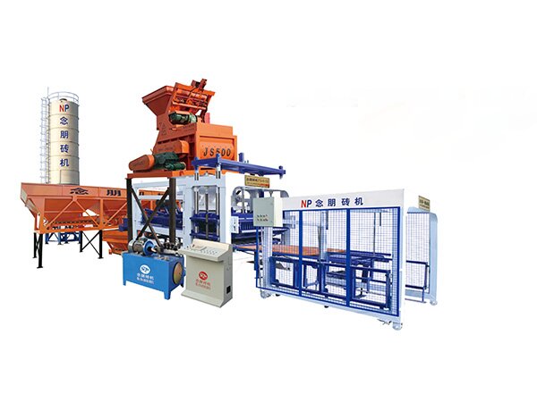 NP QT6-15B型多功能全自動(dòng)制磚機